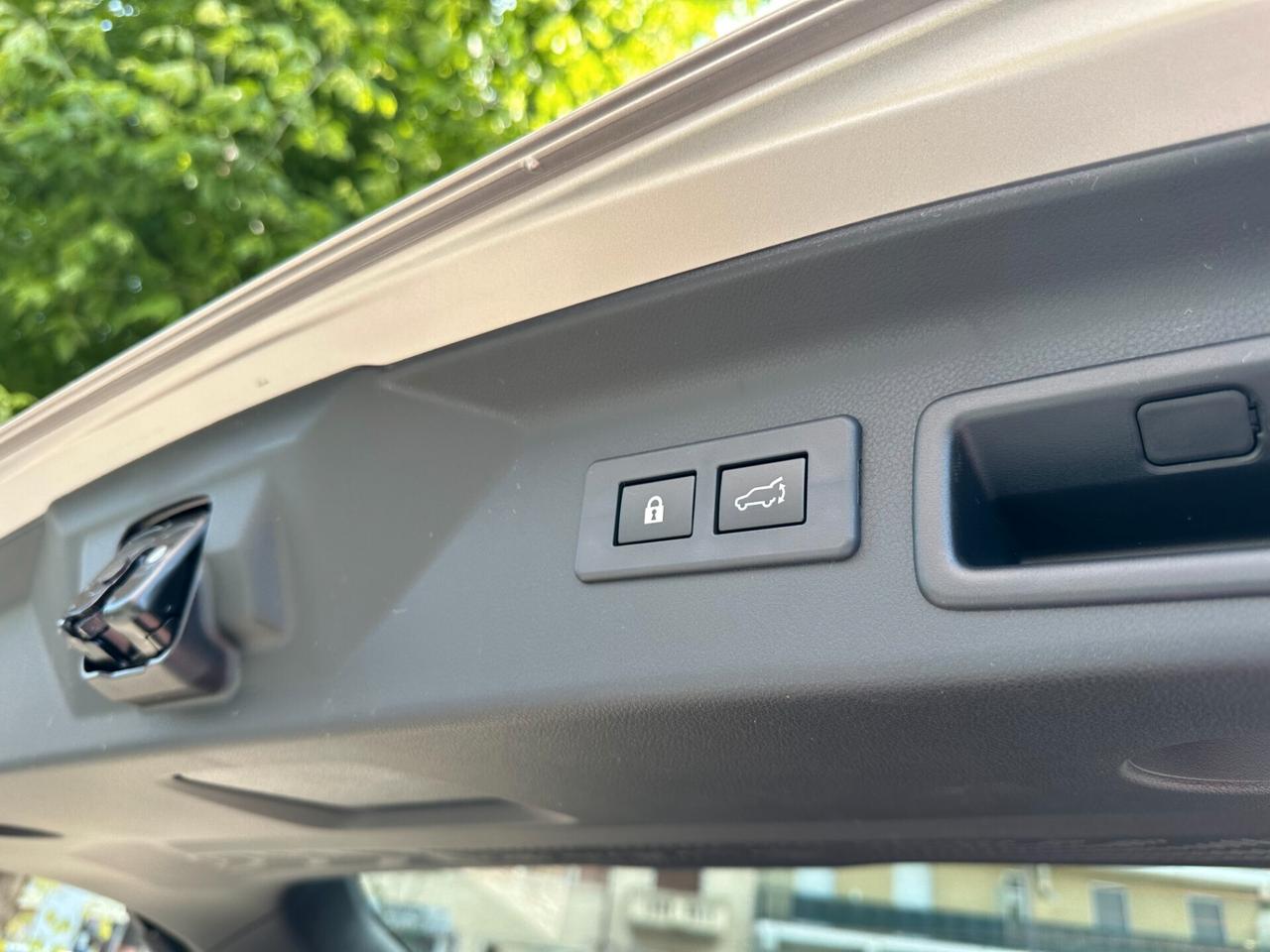 Subaru Forester 2.0 MHEV CVT Premium