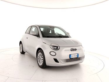 Fiat 500 500e Berlina