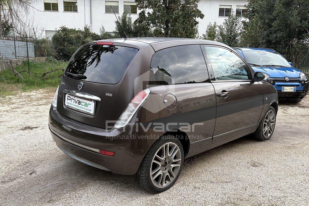 LANCIA Ypsilon 1.2 Versus
