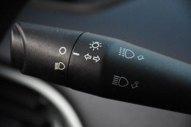 LANCIA Ypsilon 1.0 FireFly 5 p. S&S Hybrid ORO **5 POSTI**