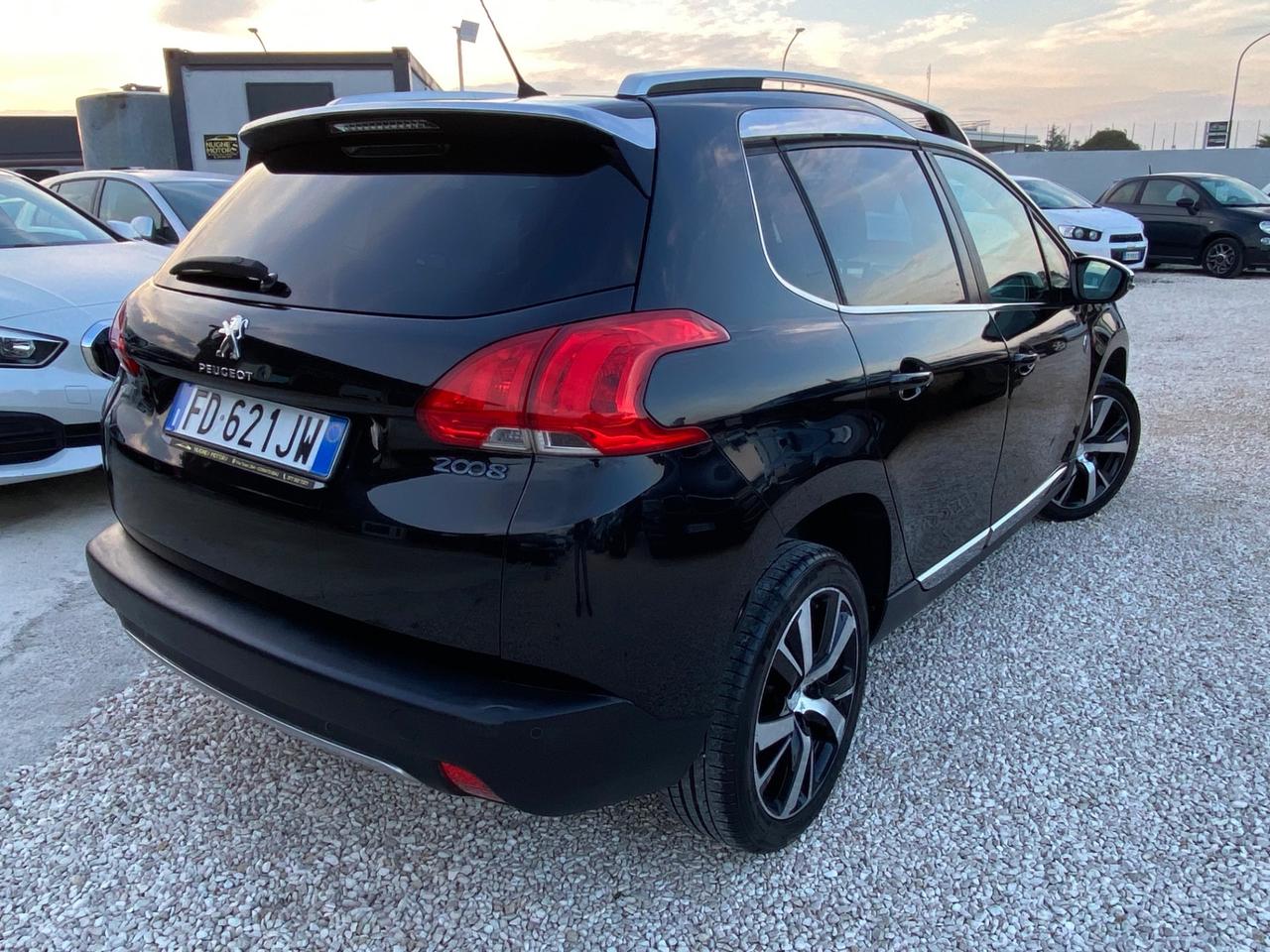 Peugeot 2008 BlueHDi 120 S&S Allure UNICO PROPRIETARIO NEOPATENTATO