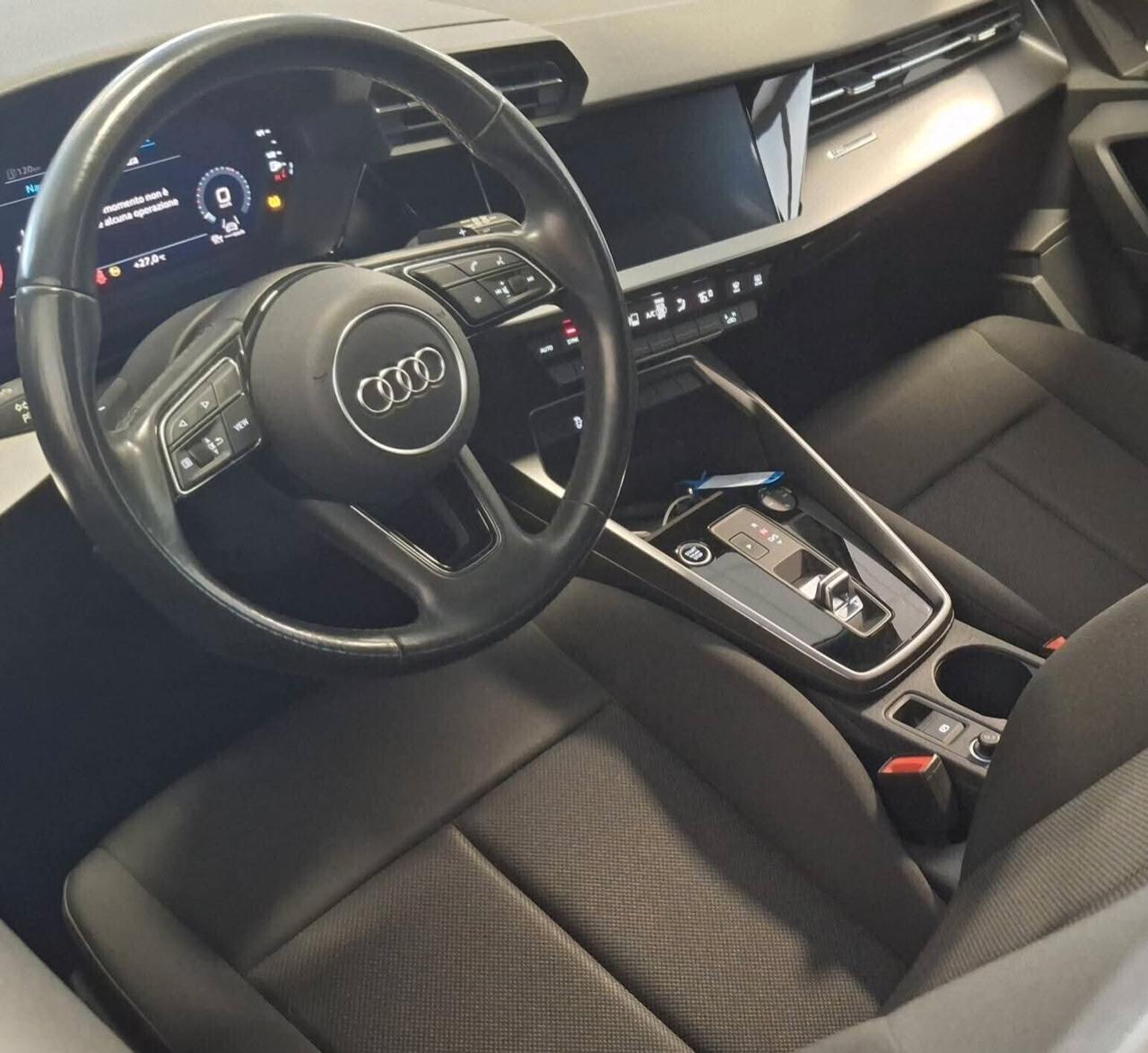 Audi A3 30 TFSI S tronic Business Advanced full optional