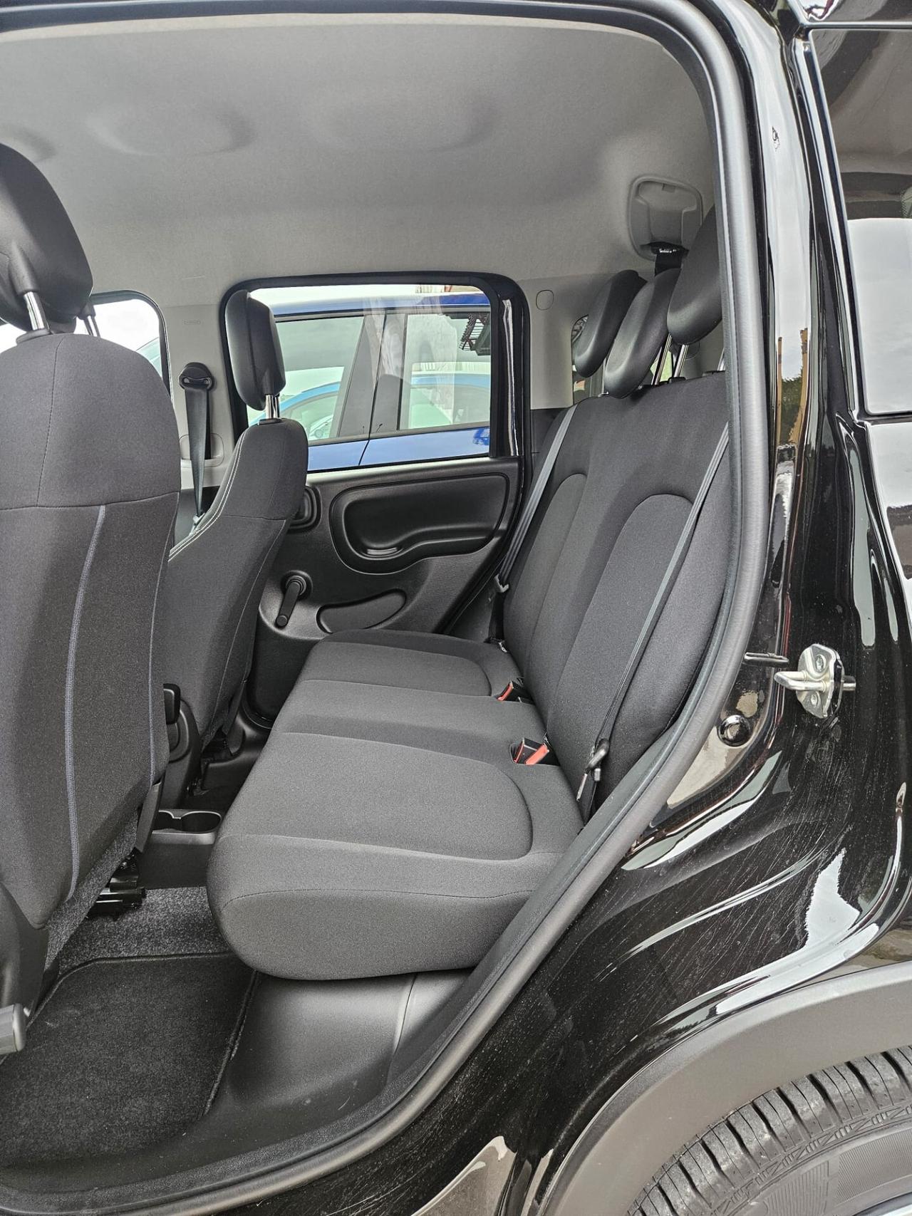 Fiat Panda CROSS 1.0 Hybrid 4200km