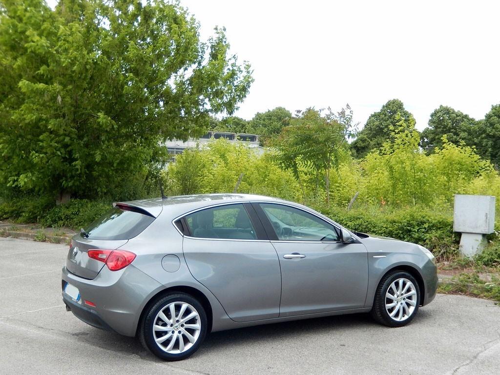 ALFA ROMEO GIULIETTA 1.6 JTDm-2 - ECCELLENTE