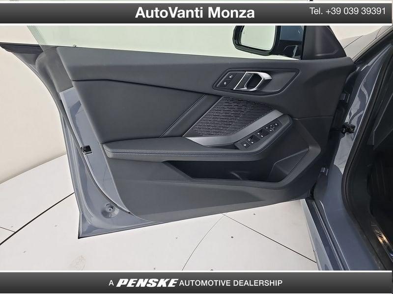 BMW Serie 2 Gran Coupe 218d Gran Coupe MSport Pro auto + PNEUMATICI ESTIVI