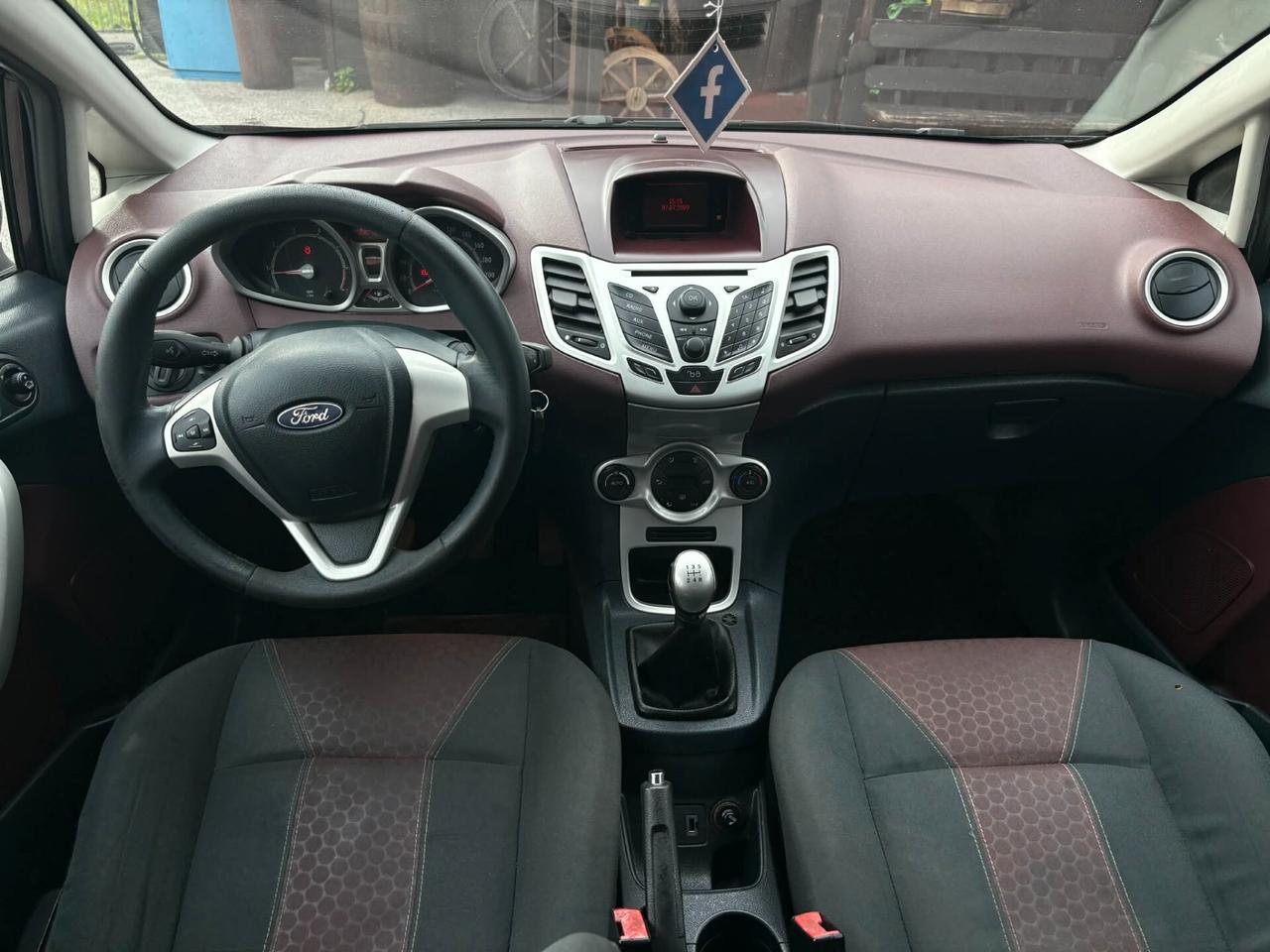 Ford Fiesta 1.2 82 CV 5 porte Titanium