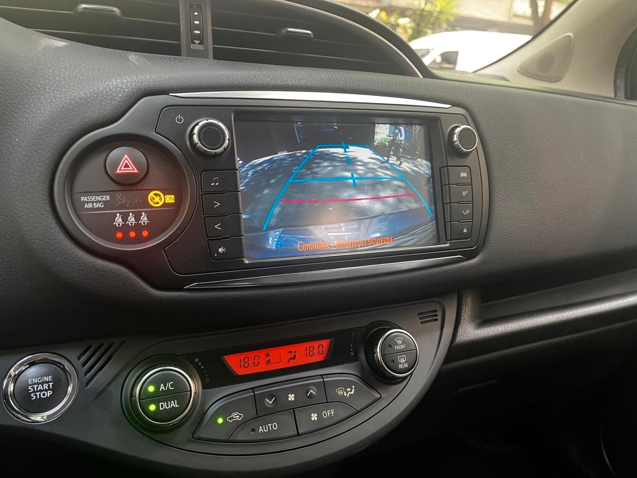 Toyota Yaris 1.0 5 porte Lounge