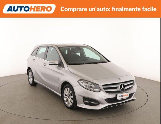 MERCEDES-BENZ B 180 d Business