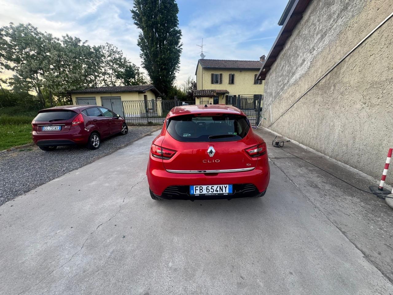 Renault Clio TCe 12V 90CV Start&Stop 5 porte Energy Duel2