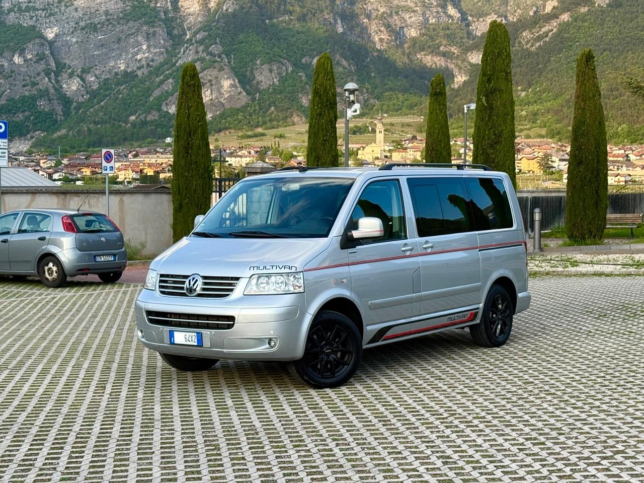 T5 Multivan 2.5 TDI/174CV 4motion 4x4 CONCERT 7 posti