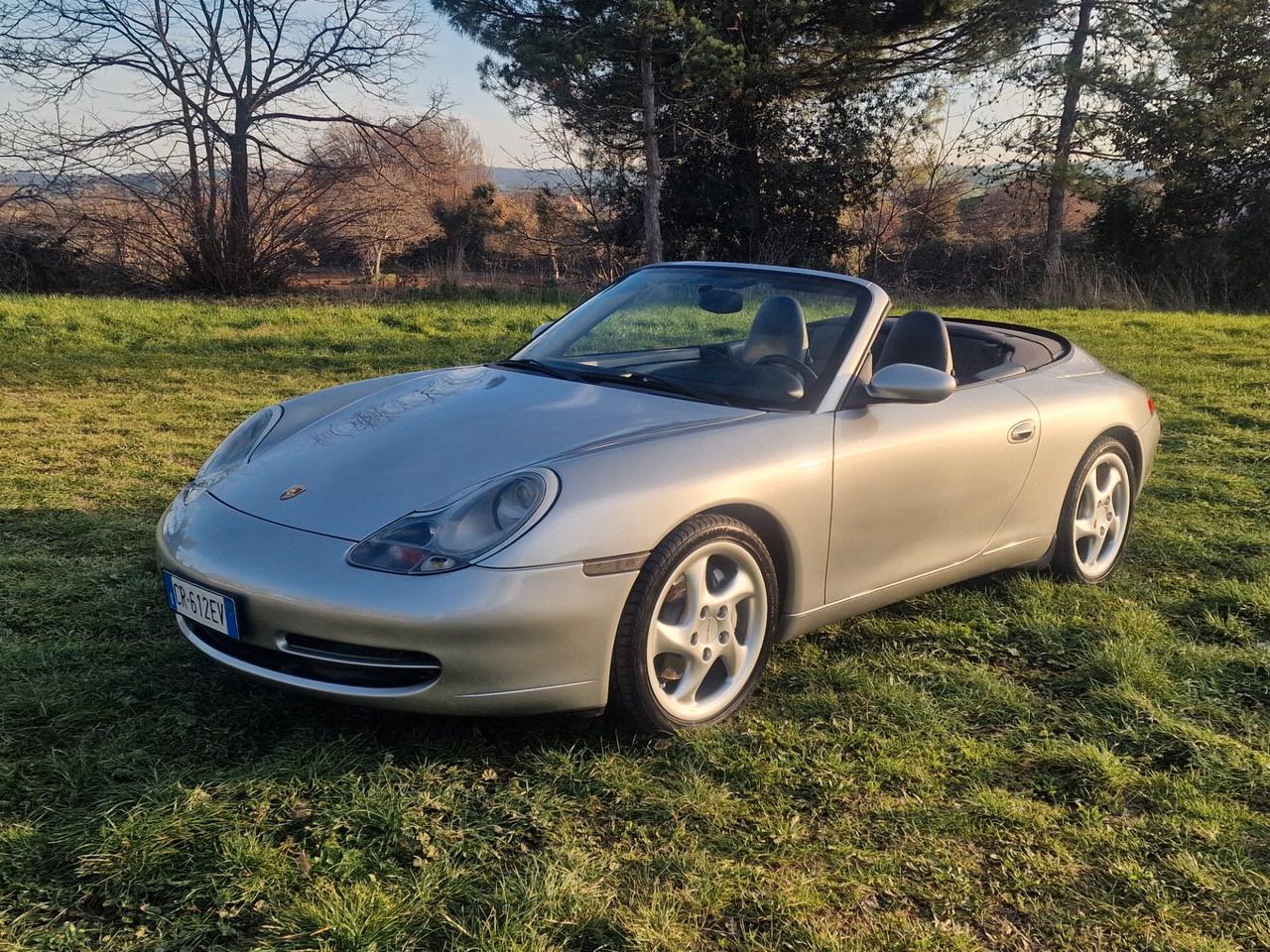 Porsche 911 Carrera 4 Cabriolet - Mod 996