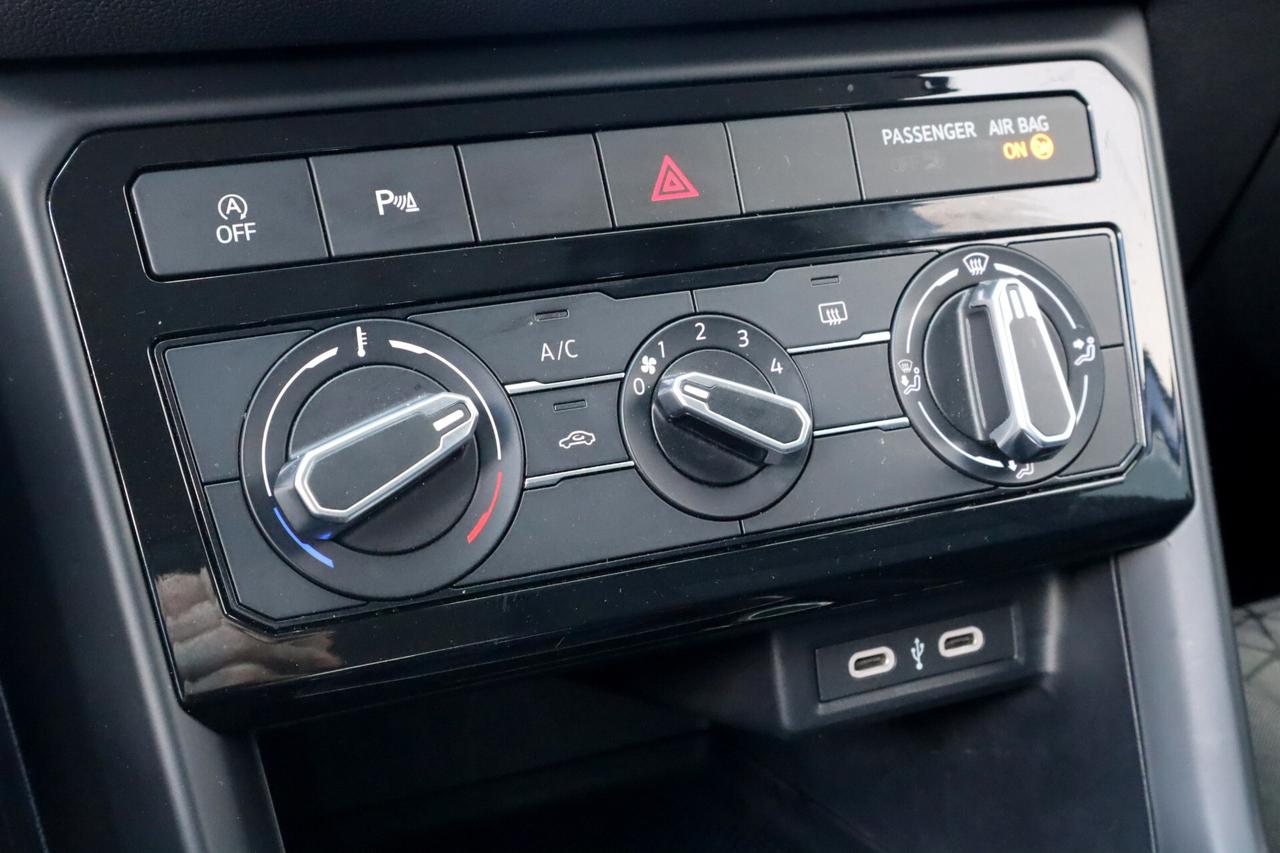 Volkswagen T-Cross 1.0 95CV LIFE ACC DIGITAL COCKPIT SENSORI