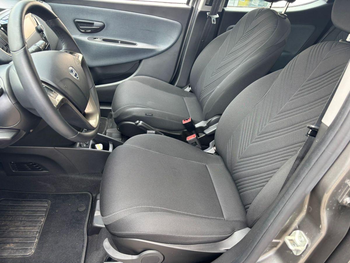 LANCIA Ypsilon 1.0 FireFly 5p.S&S Hybryd Gold