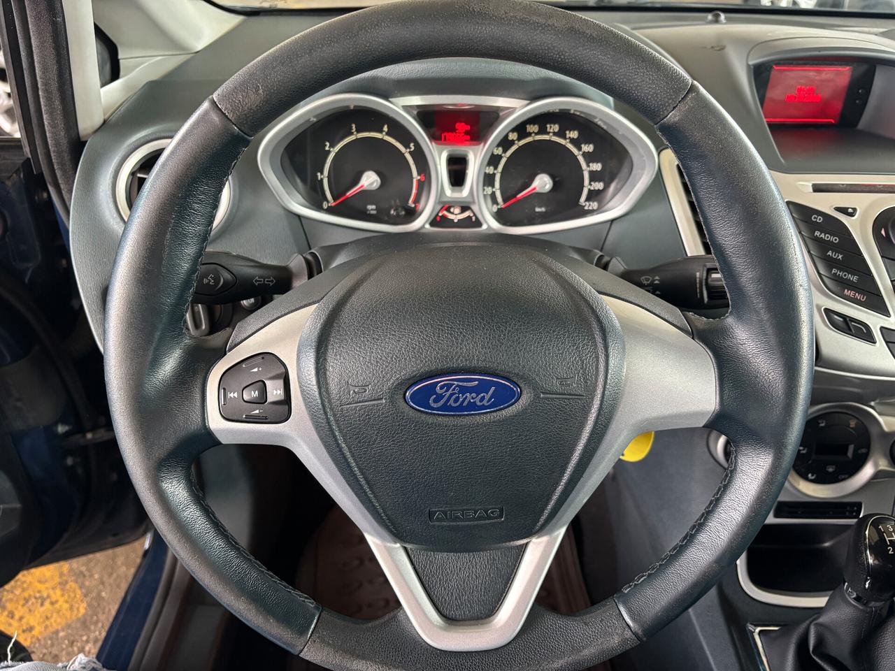 Ford Fiesta 1.2 60KW 82CV 3 porte Titanium NEOPATENTATO