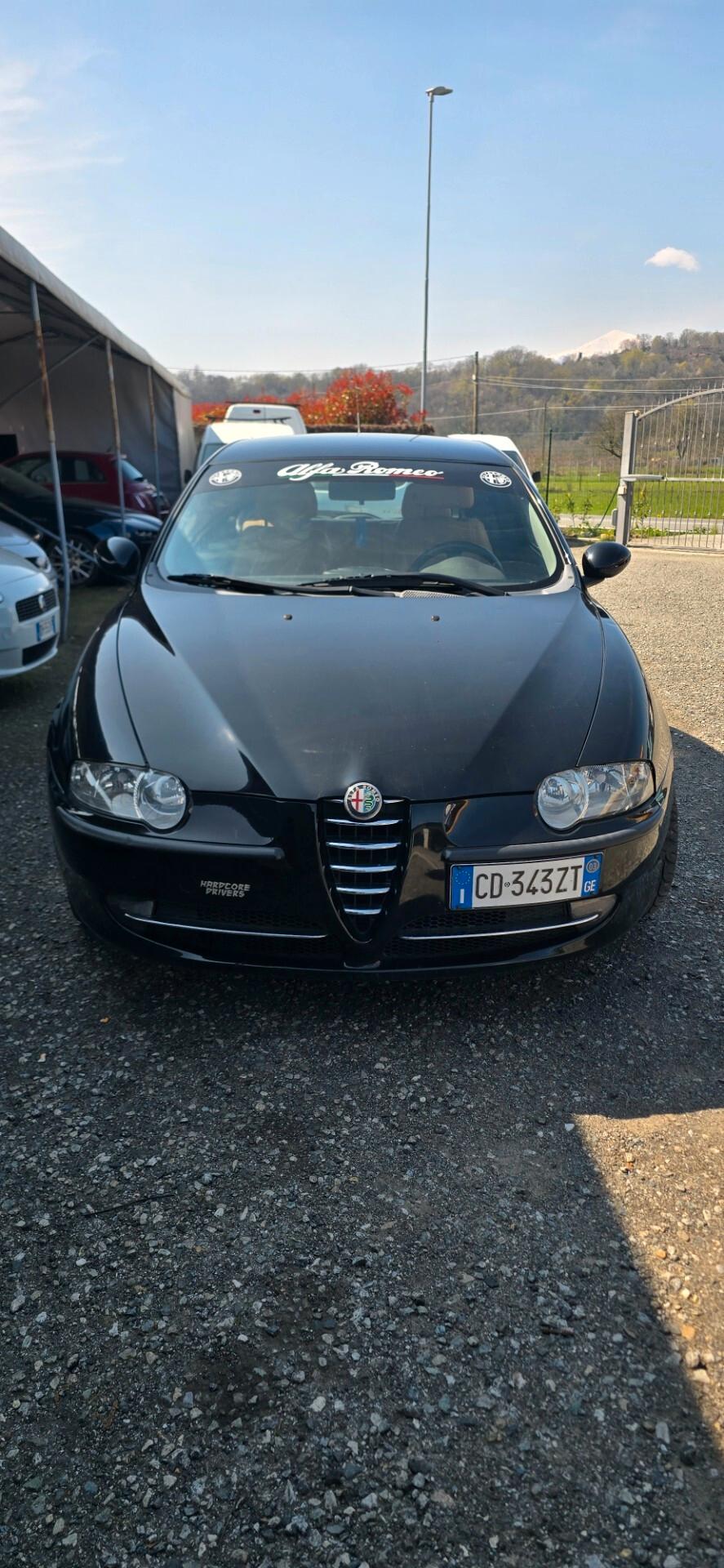 Alfa Romeo 147 1.6i benzina iscritta Asi