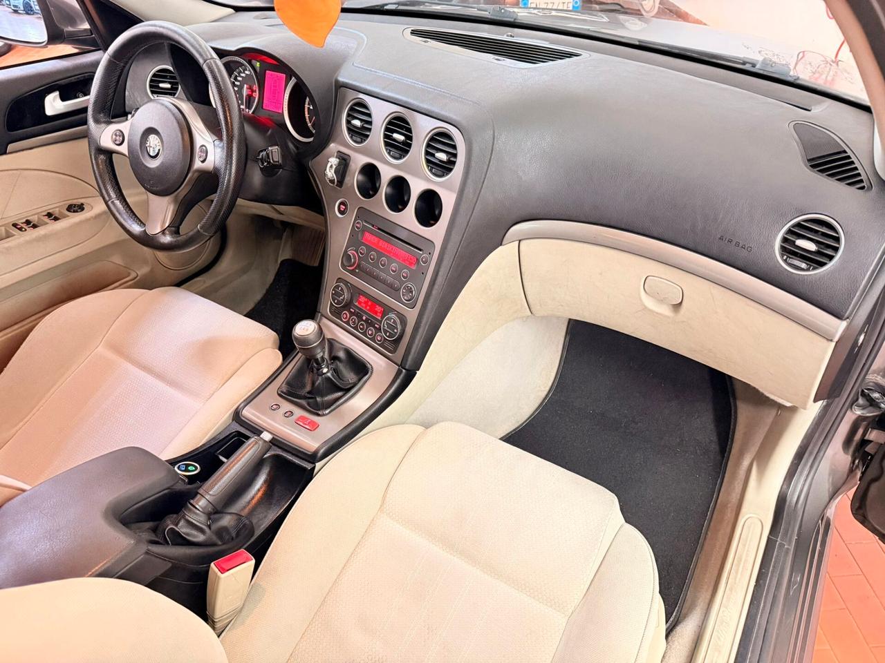 Alfa Romeo 159 1.9 JTDm 120cv 6Marce ok Neopatentati