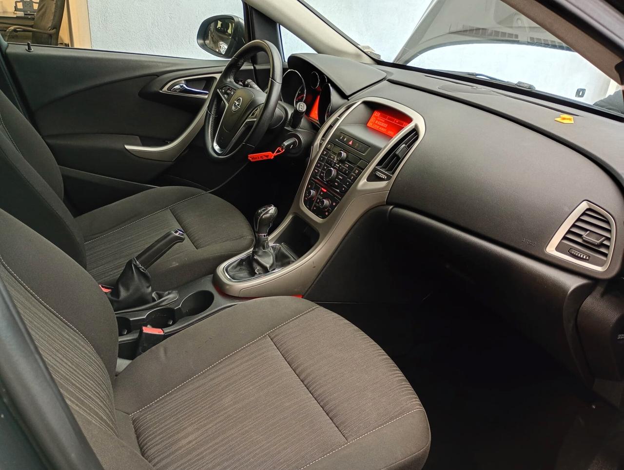 Opel Astra 1.7 CDTI 110CV 5 porte Cosmo