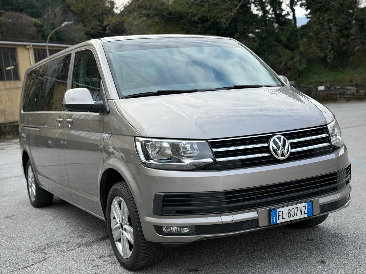 Volkswagen Caravelle 2.0 TDI 150CV DSG PL 9 posti