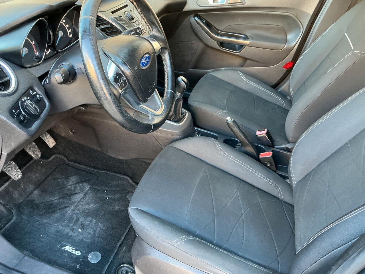 Ford Fiesta 1.5 TDCi 75CV 5 porte