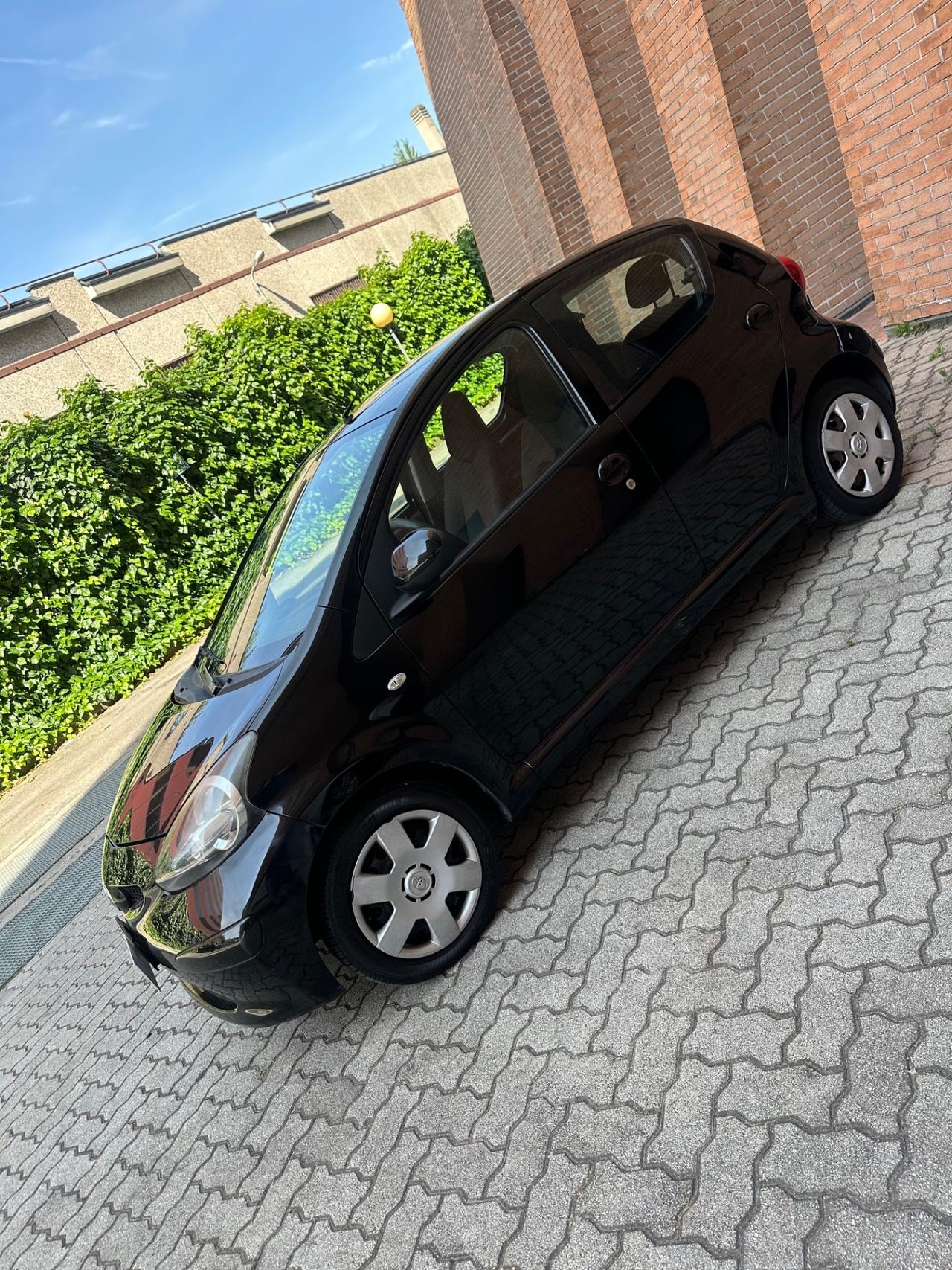 Toyota Aygo 1.0 12V VVT-i 5 porte