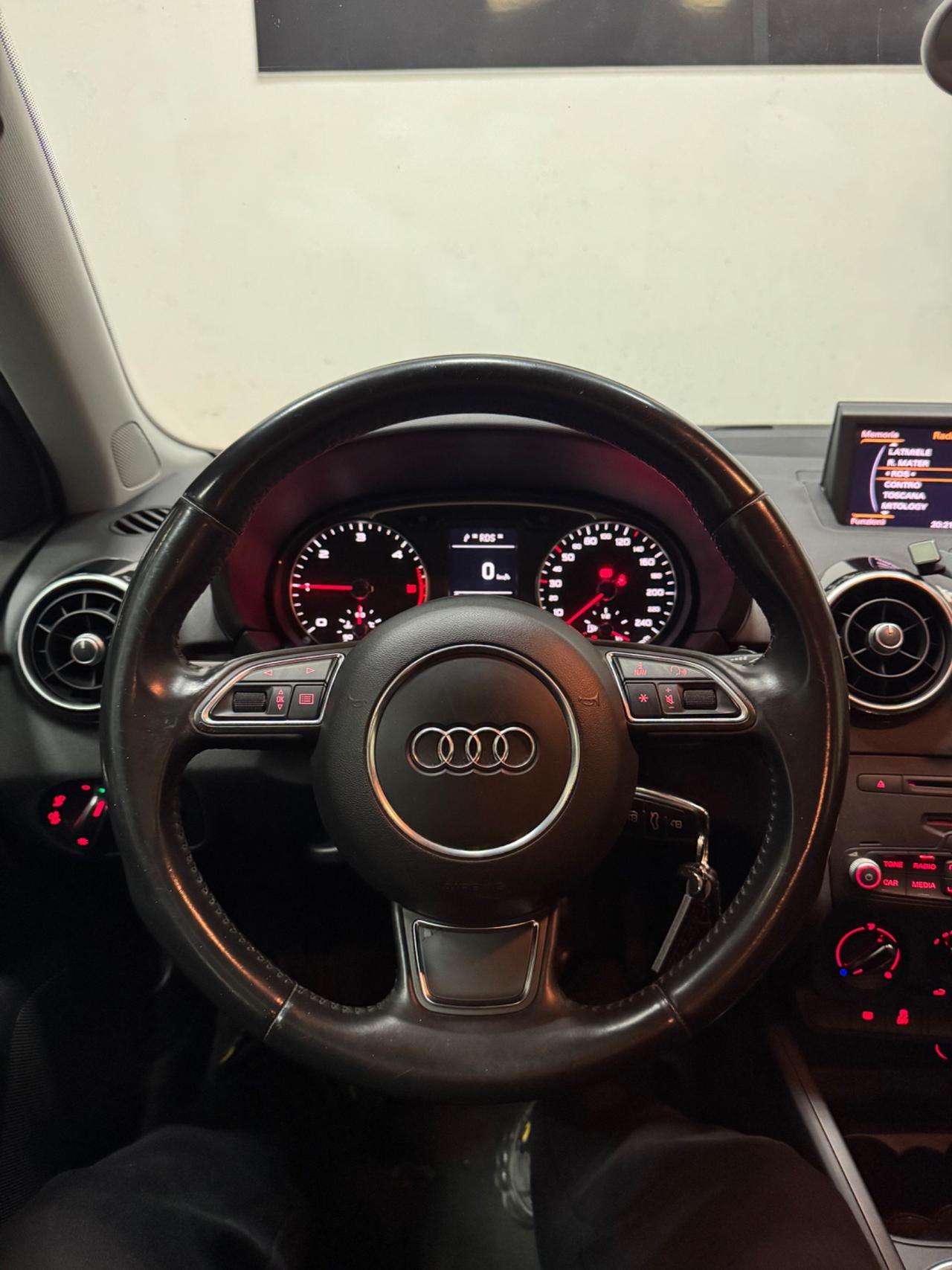 Audi A1 SPB 1.6 TDI S line edition plus