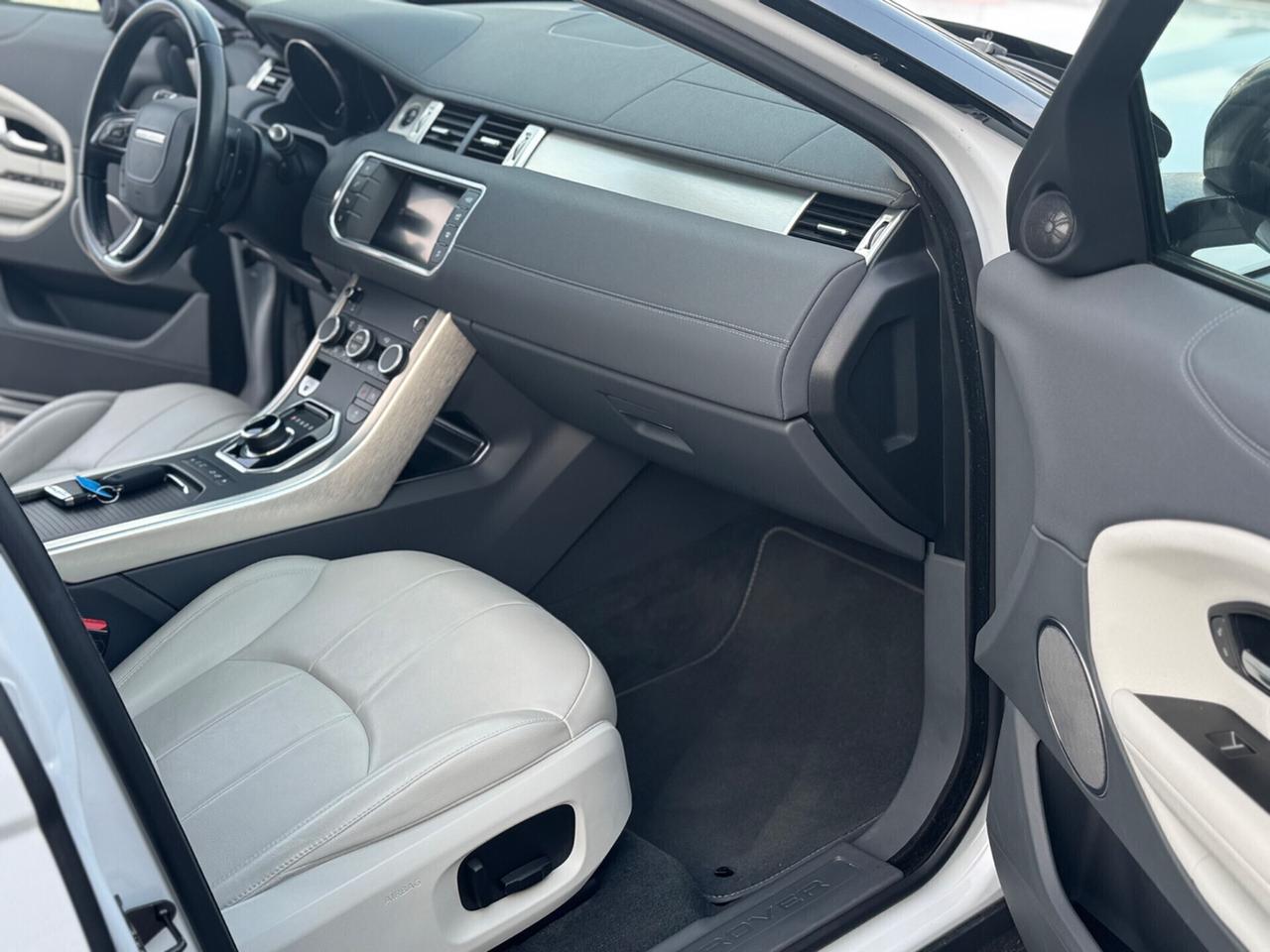 Land Rover Range Rover Evoque 2.0 TD4 TETTO !