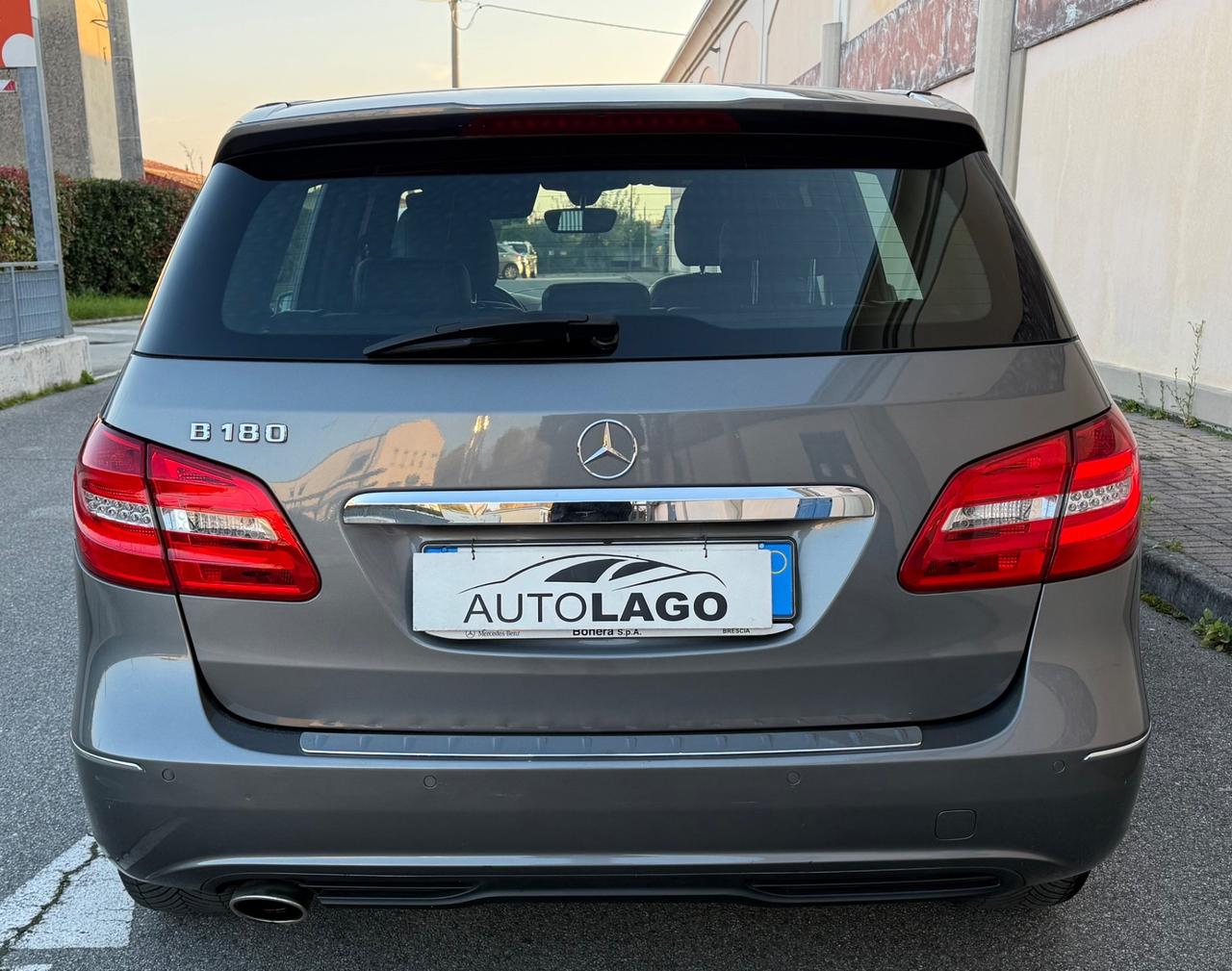 Mercedes-benz B 180 BlueEFFICIENCY Premium