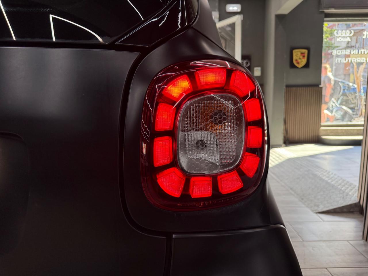 Smart ForTwo Allestimento BRABUS 71CV LED NAVI Pronta consegna !!