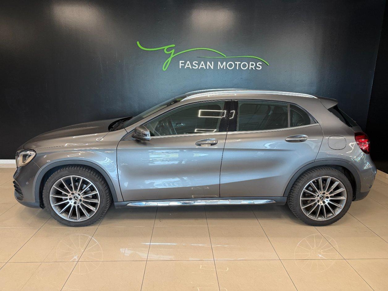 Mercedes GLA 200 Night Edition auto