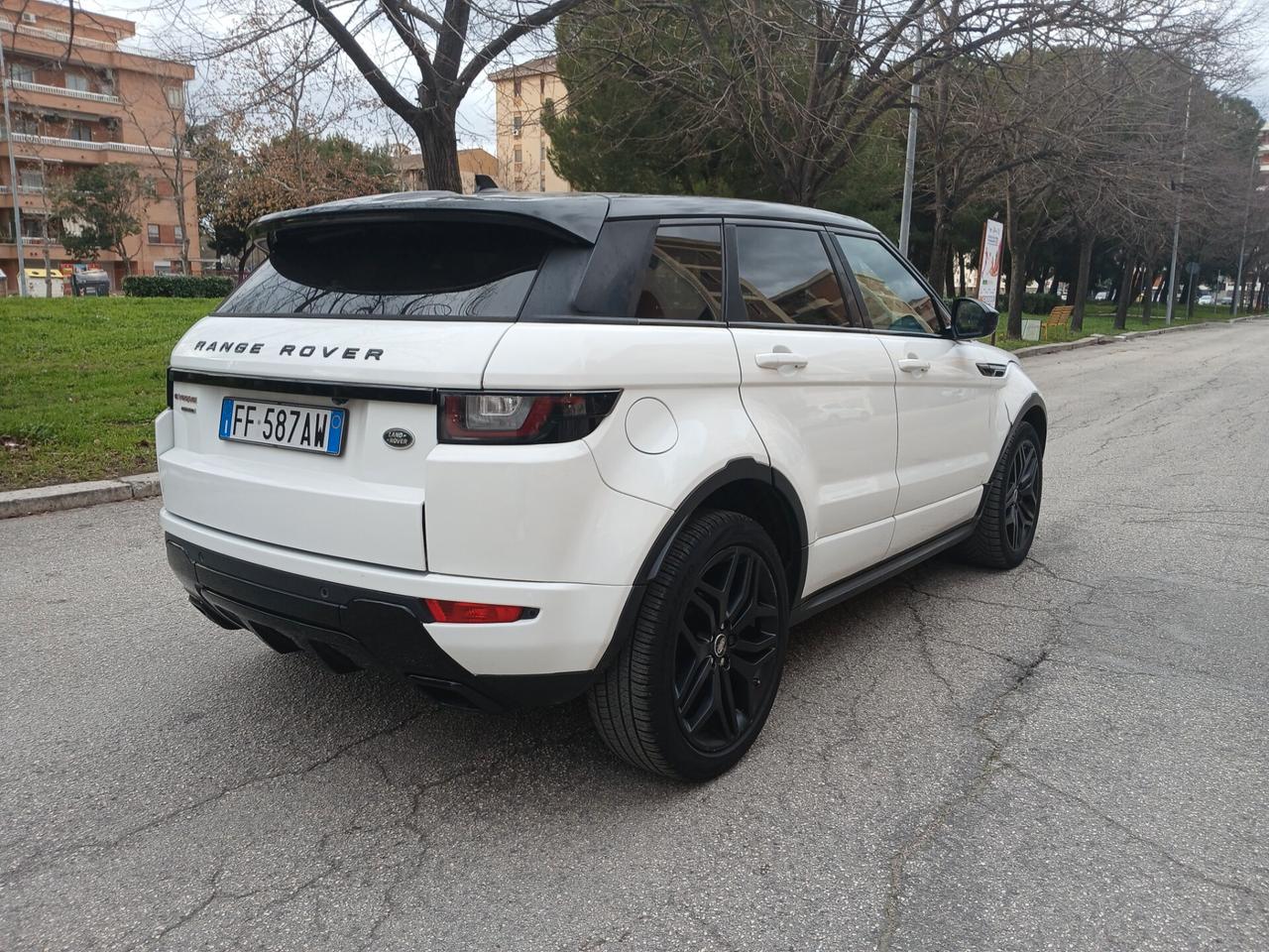 Land Rover Range Evoque 2.0 TD4 180 CV 5p. Business Edition SE
