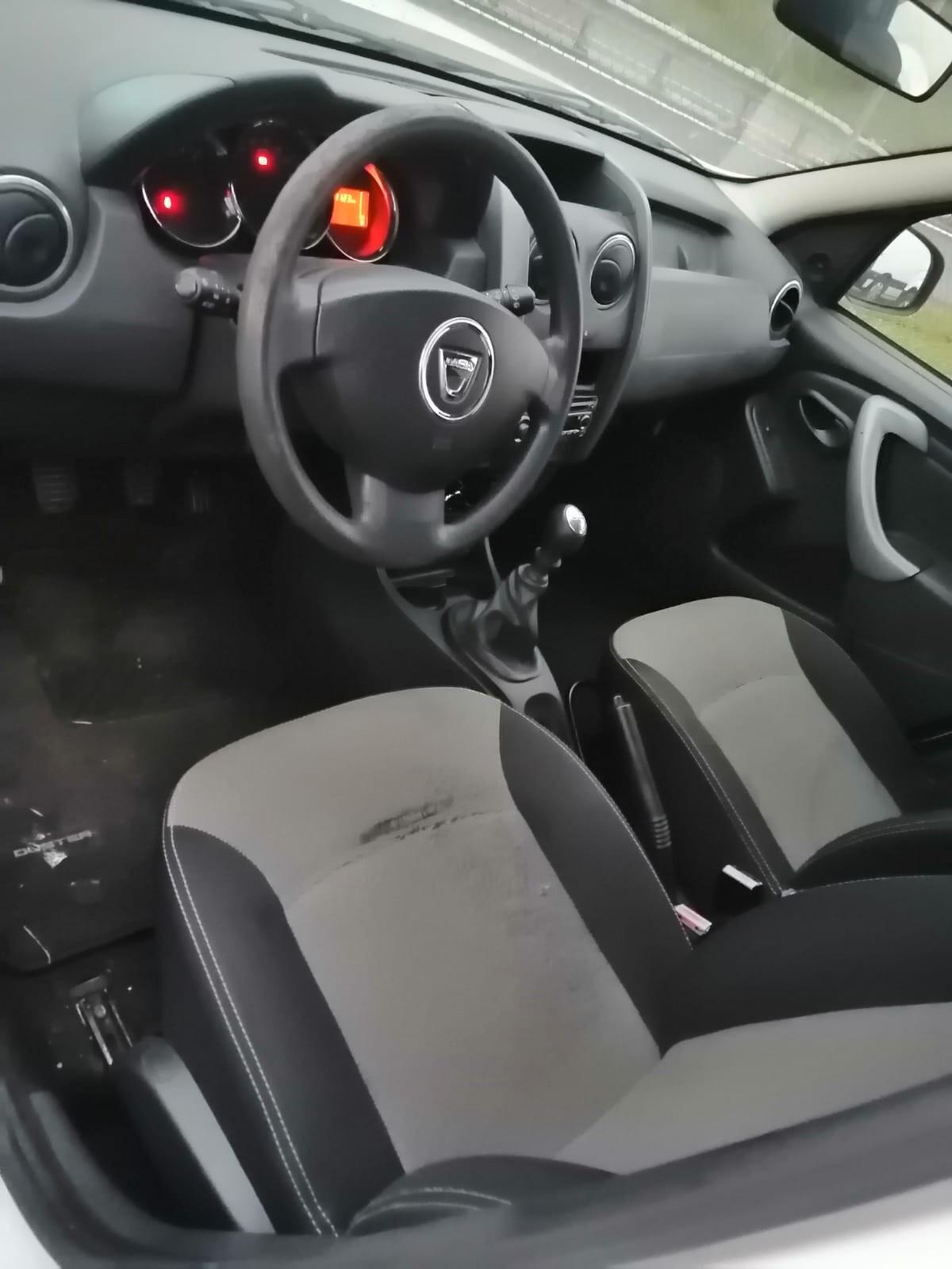 DACIA DUSTER 4X4 N1 AUTOCARRO 4 POSTI