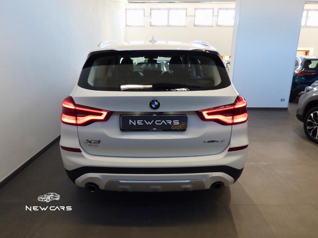 Bmw X3 sDrive18d xLine