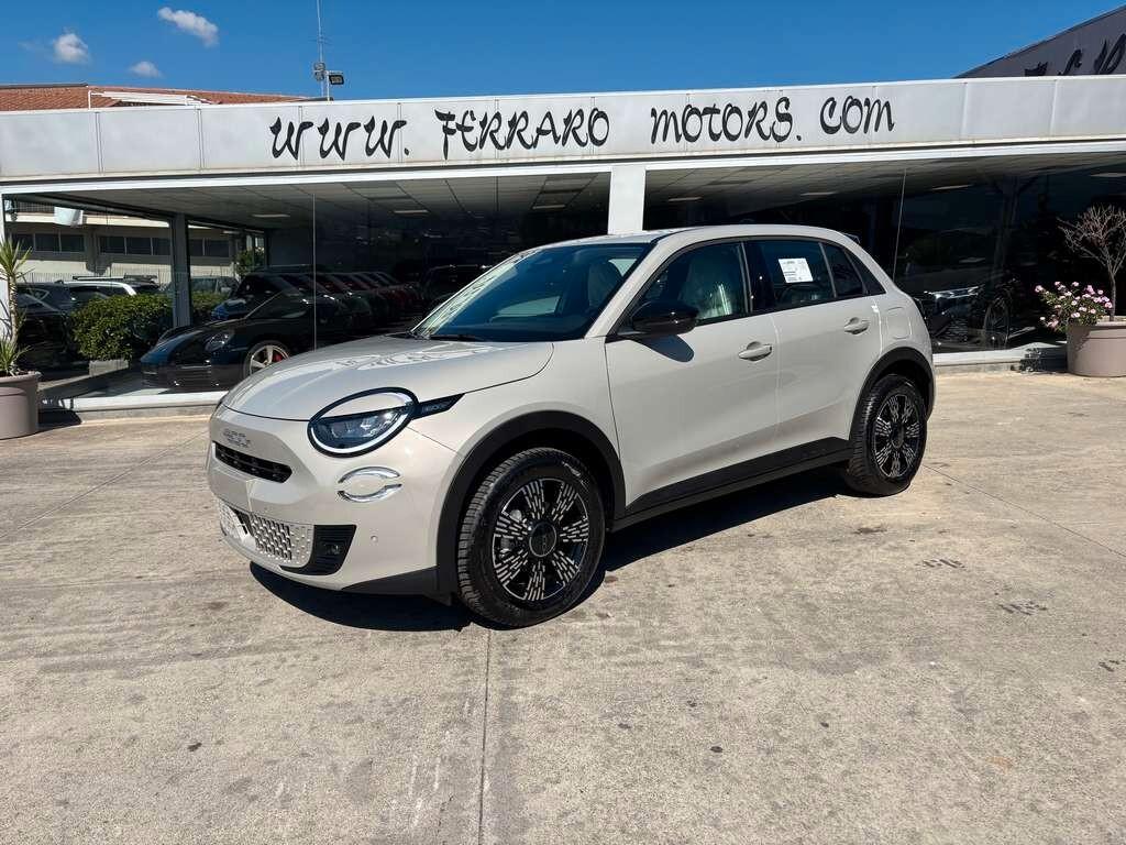 Fiat 600 100 CV Icon 2026 / KM 0 IVA ESPOSTA Tua a solo 215 Euro al mese