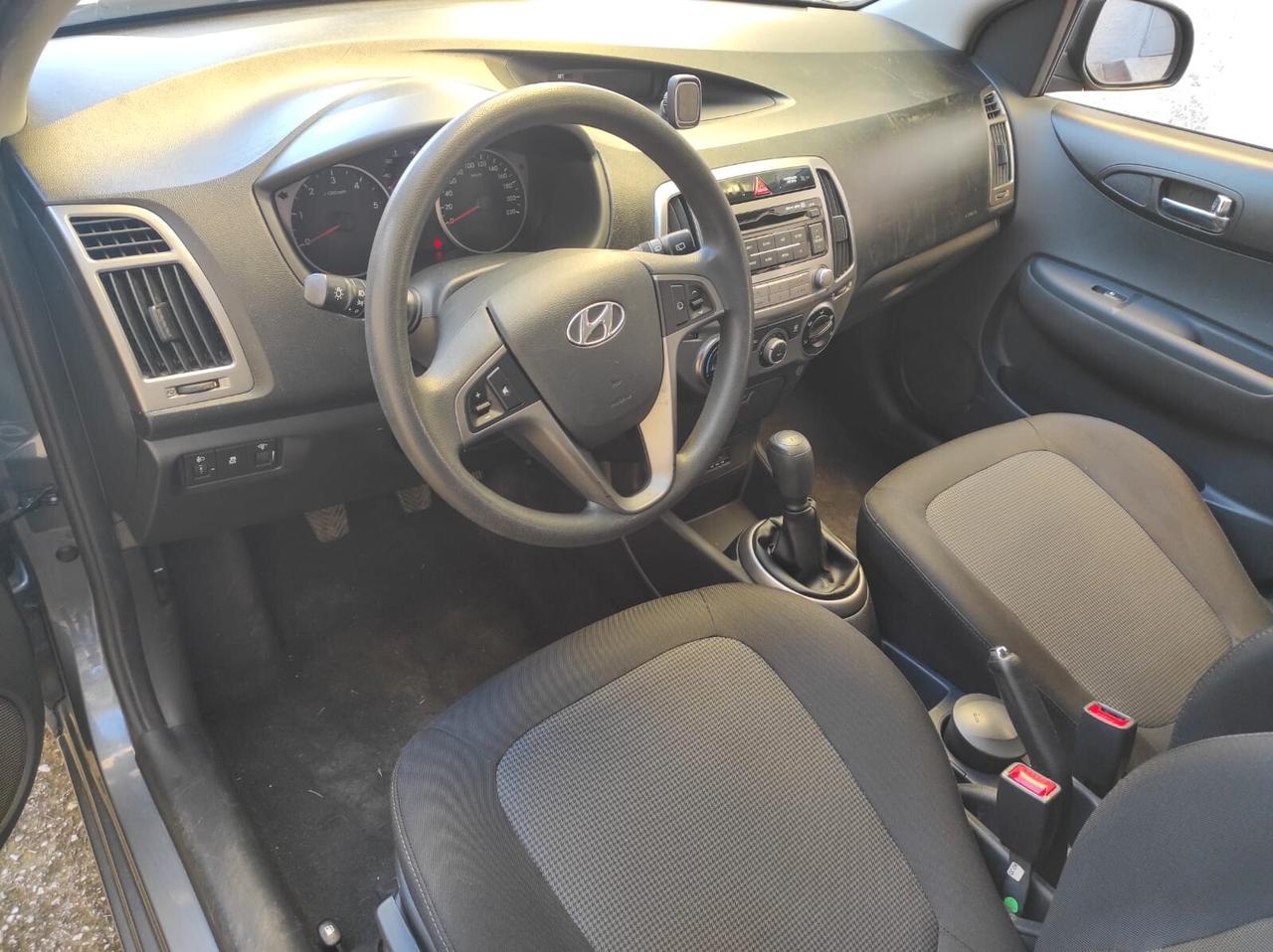 HYUNDAI I20 5 PORTE 1100 DIESEL MOTORE NUOVO