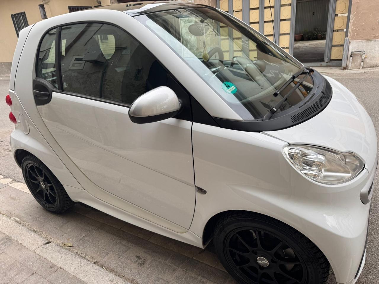 Smart ForTwo 1000 52 kW coupé pure