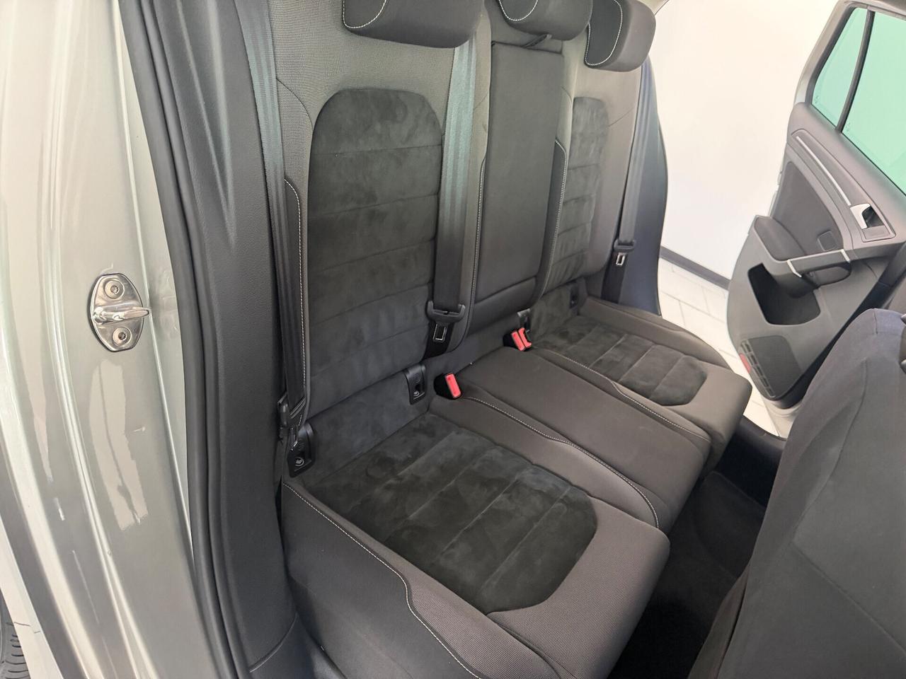 Volkswagen Golf 1.4 TSI DSG 5p.*TETTO*NAVI*SENSORI Highline BlueMotion Technology