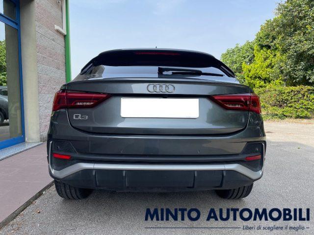 AUDI Q3 SPORTBACK 2.0 TDI 150CV S LINE S TRONIC CERCHI 19"