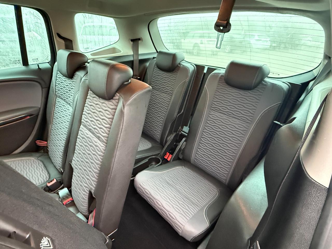 Opel Zafira Tourer 1.6 CDTi 136CV ECOflex 7 POSTI