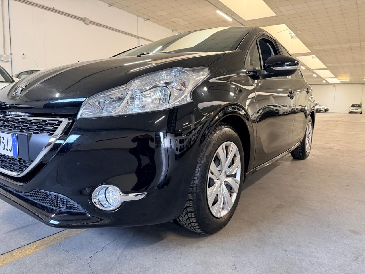 Peugeot 208 1.2 VTi 82 CV 5 porte Active