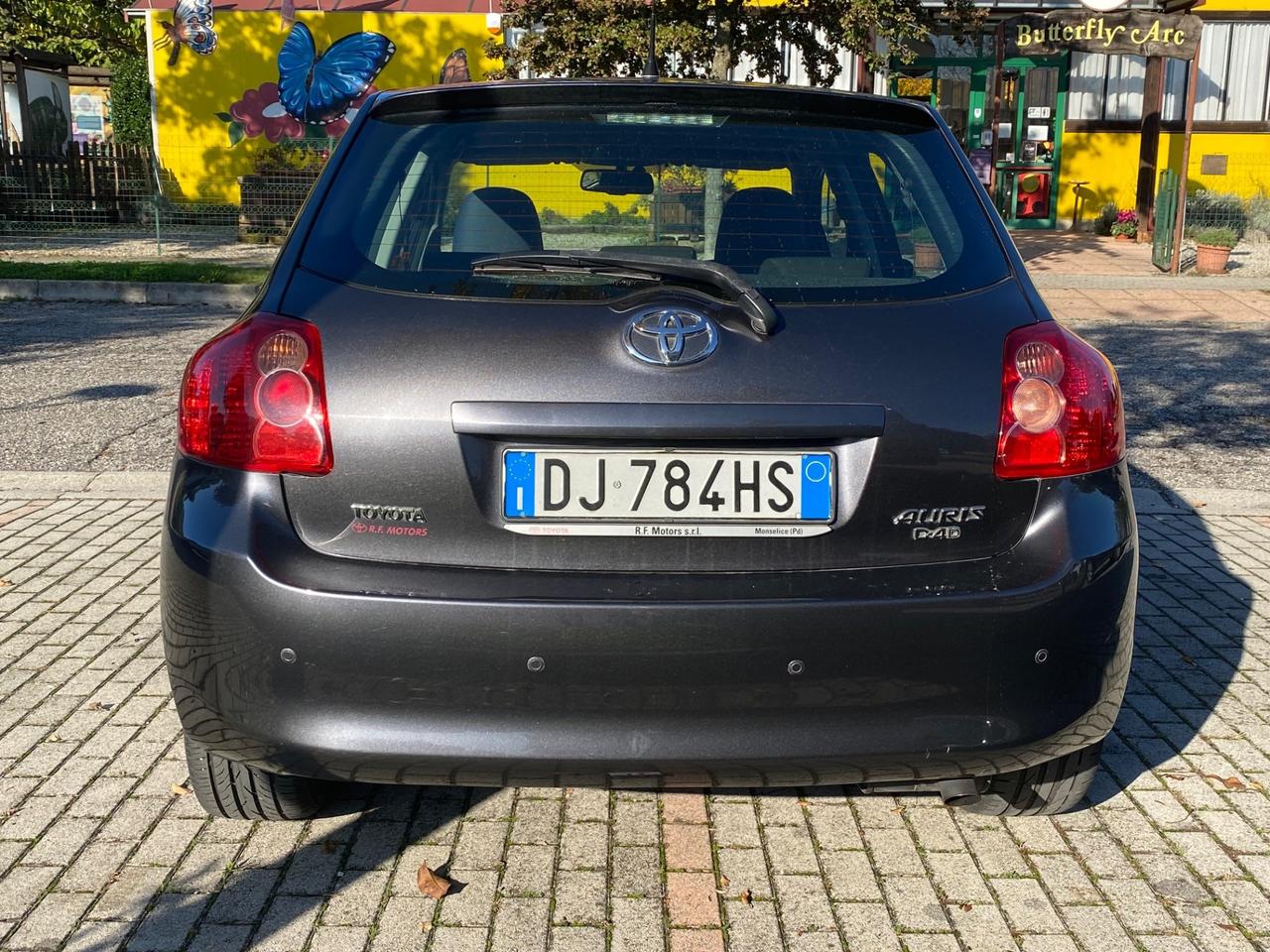 Toyota Auris 2.2 D - Versione Introvabile