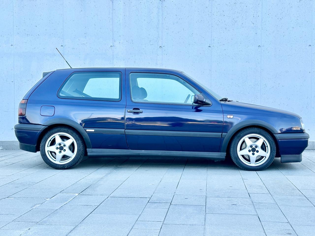 Volkswagen Golf GTI 2.0 cat 3 porte