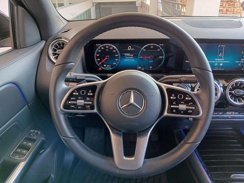 Mercedes-Benz EQA 350 Sport 4matic