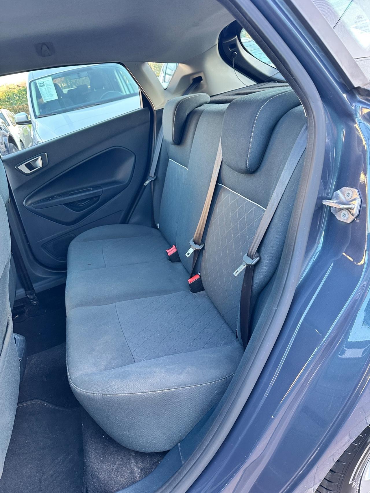 Ford Fiesta 1.2 Benzina ok per neopatentati