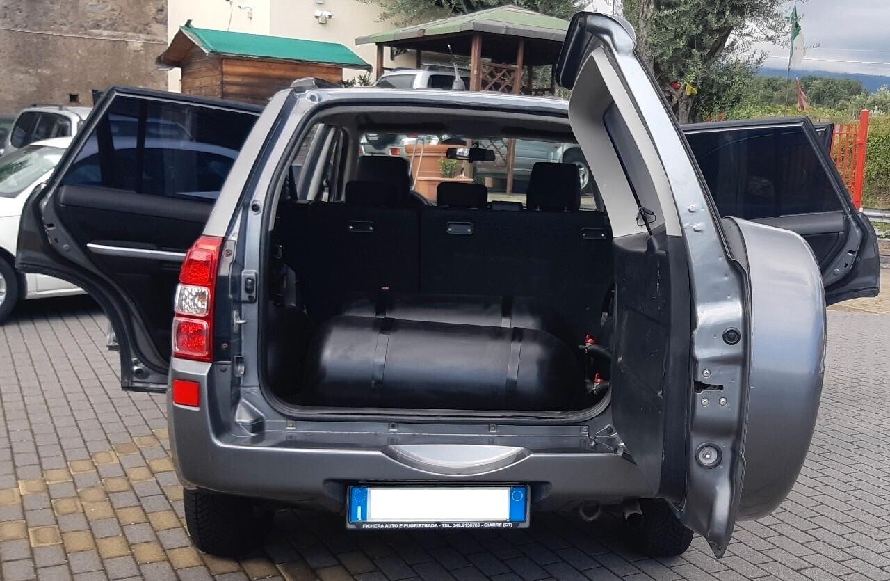 Suzuki Grand Vitara 2.0 16V 5P -MOTORE NUOVO-