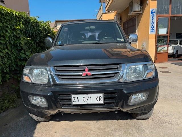 Mitsubishi Pajero 3.2 16V DI-D 3p. GLX