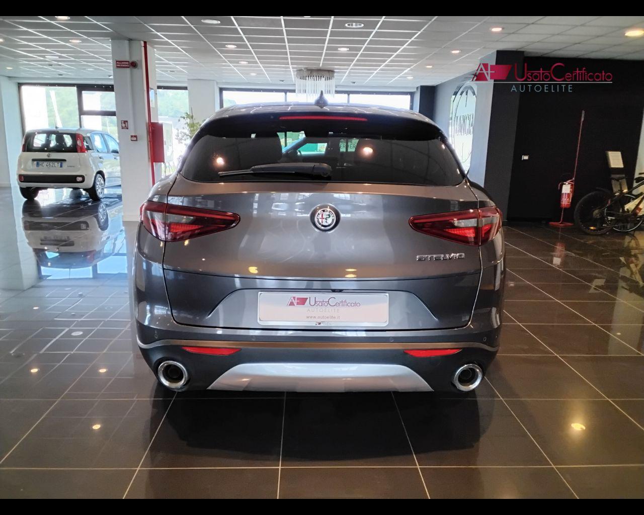 ALFA ROMEO Stelvio 2.2 Turbodiesel 160 CV AT8 RWD Super