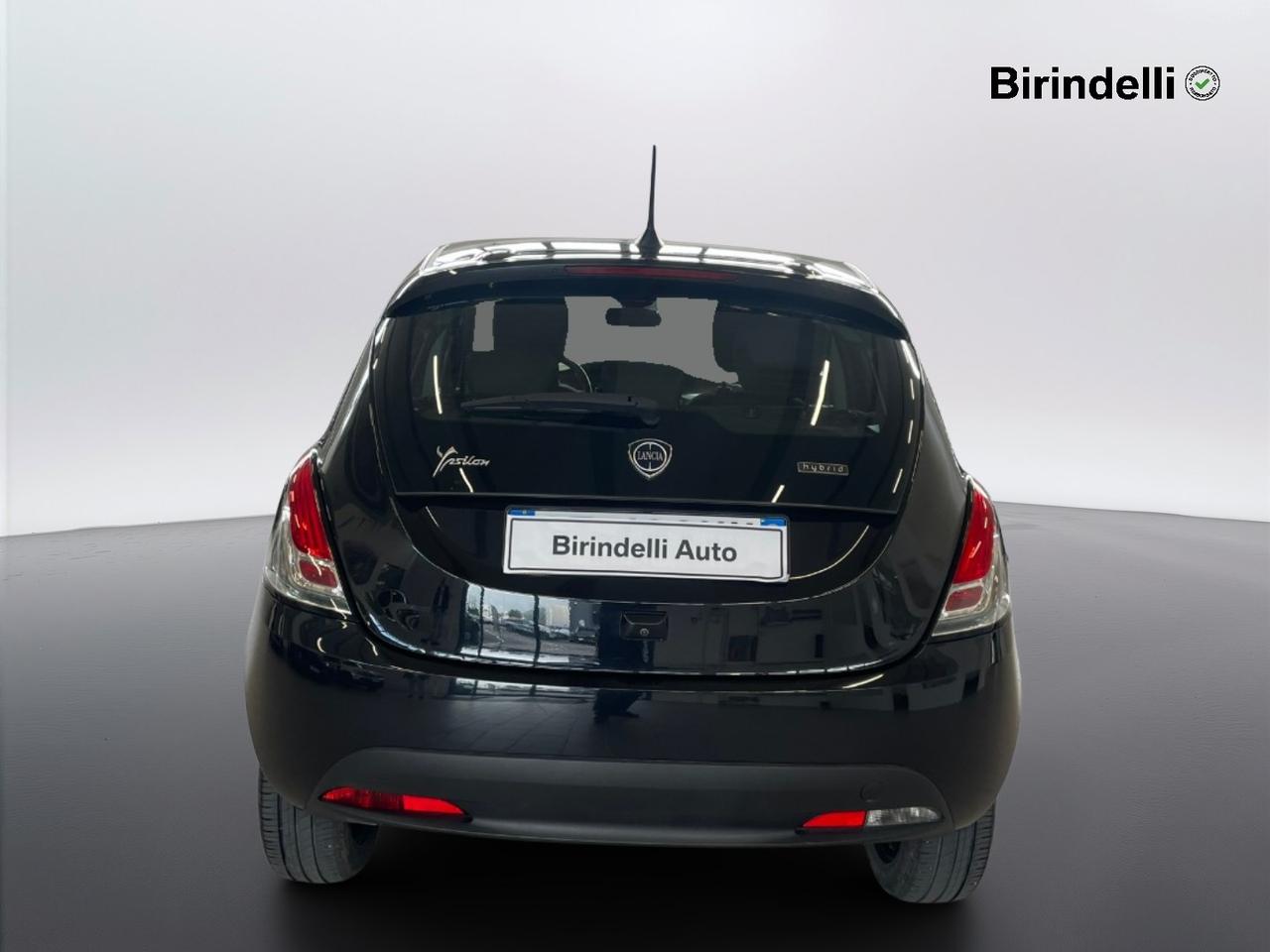 LANCIA Ypsilon 3ª serie - Ypsilon 1.0 FireFly 5 porte S&S Hybrid Silver