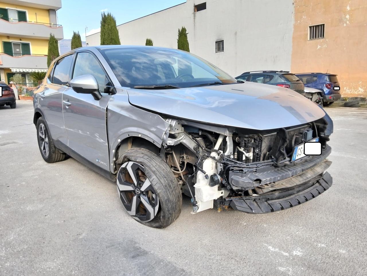Nissan Qashqai e-Power N-Connecta 2023 SINISTRATO