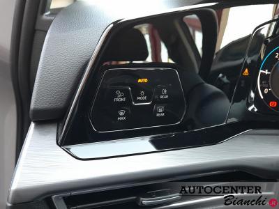 Volkswagen Golf 2.0 tdi Style 115cv dsg