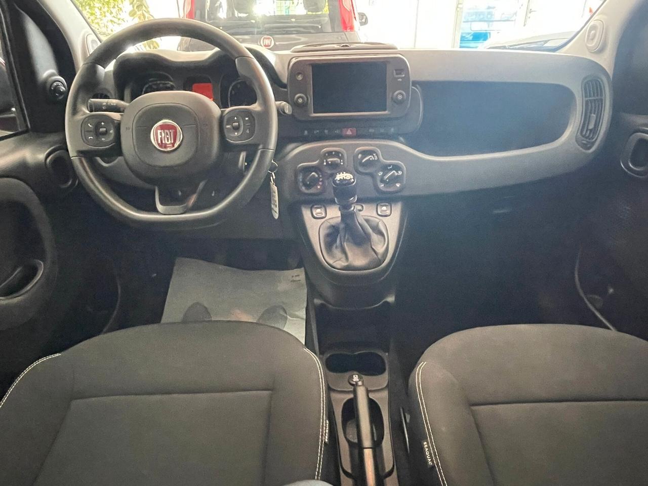 FIAT PANDA CITY CROSS 1.0 HYBRID